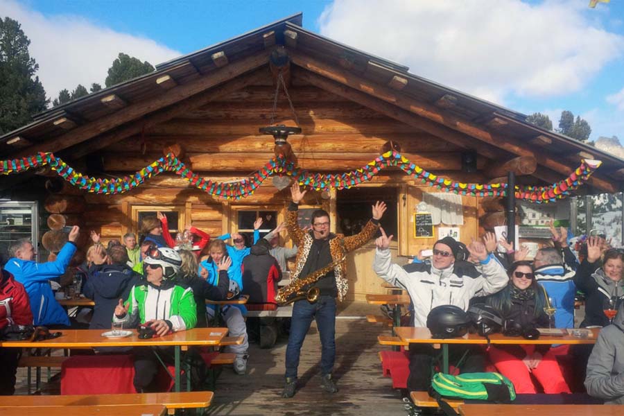 Musik auf der Hütte in Wolkenstein